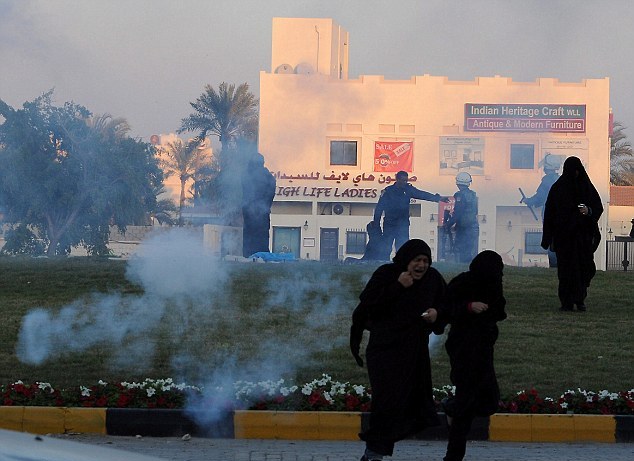 Bahrain Regime Forces Directly Fire at a Woman + Video